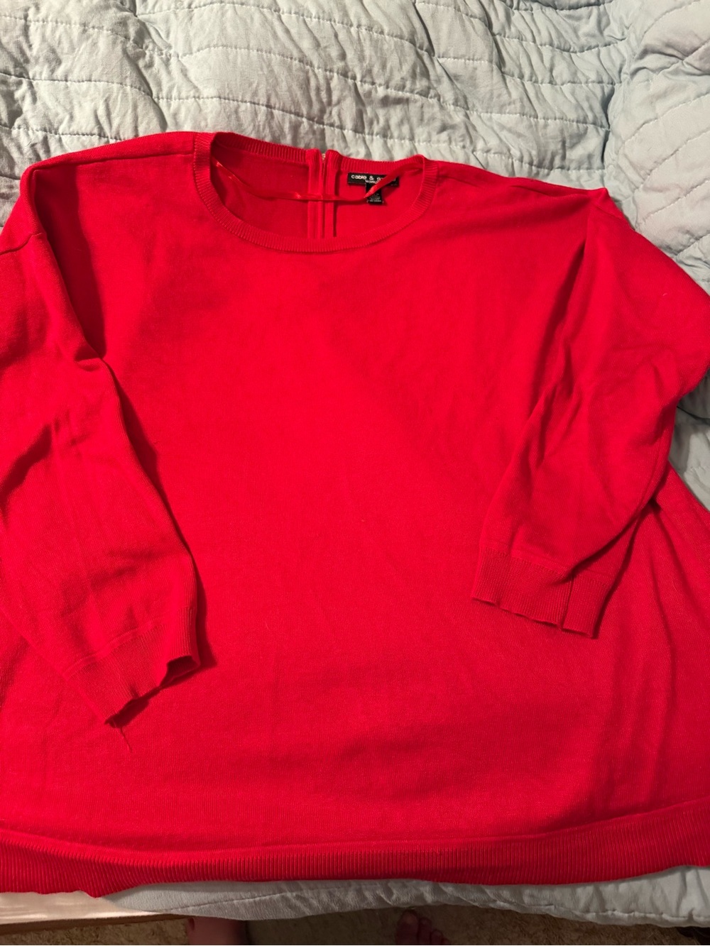 Cable & Gauge Woman 2x Bright Red sweater
